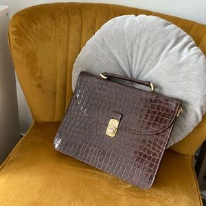 Vintage briefcase bag